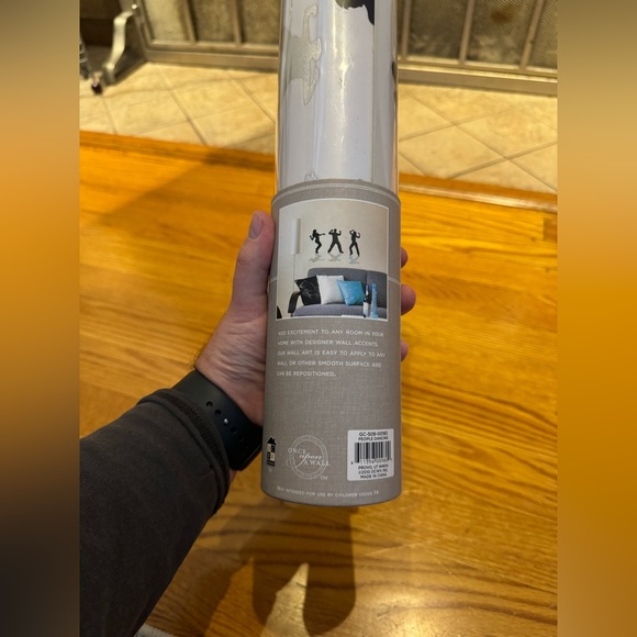 NWT Designer Wall Accents 23.62x12.59in People Dancing Foil Wall Decal - Picture 2 of 5